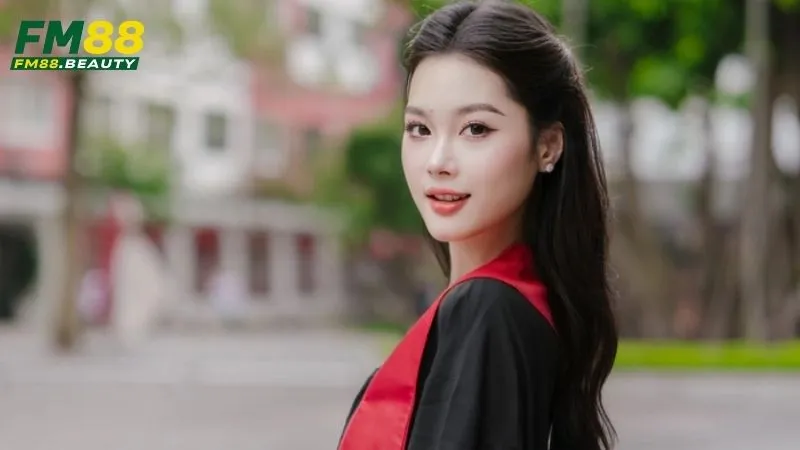 Trần Hà Linh - Tiktoker Xinh Đẹp Bị Lộ Nhiều Clip Nhất 5 Hình ảnh cô gái cùng tên Trần Hà Linh bị nhầm lẫn